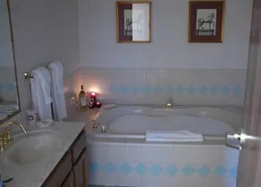 Bridges Guest Quarters - Bad