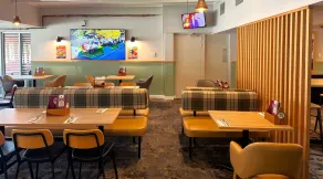Adelaide Royal Coach - Restaurant