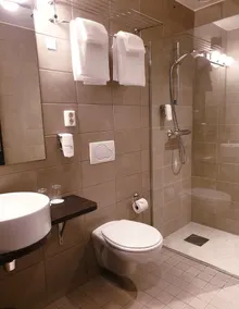 Banken Hotel - Bathroom
