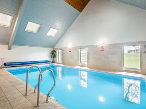Love Nest - Pool