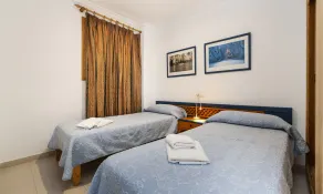 Apartamentos Charlys Can Picafort - Quarto