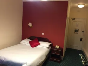 The Green Dragon Hotel - Room