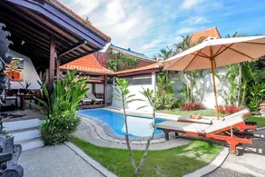Surfer Paradise Villas Bali - Piscine