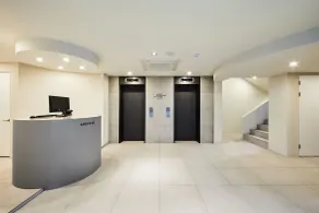 Hotel Intro - Reception