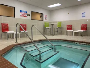 Comfort Inn Saint Paul East - Pool