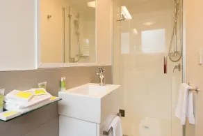 Heartland Hotel Glacier Country - Baño