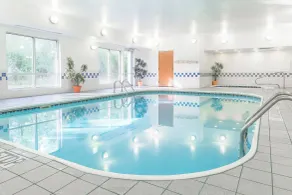 Fairfield Inn & Suites Canton - Piscine