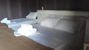 Feevos - Room