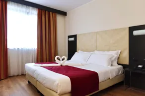 Raya Hotel - Chambre