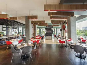 Ibis Manado City Center Boulevard - Restaurante