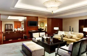 Sheraton Dongguan Hotel - Room