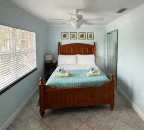 Siesta Key Inn - Room