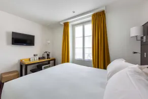 Logis Hôtel 15 Montparnasse - Room