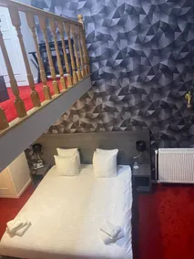 La Bourse Hotel - Room