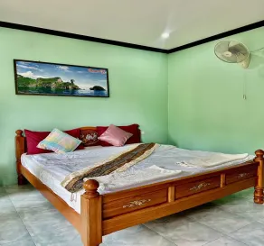 OYO 75515 Sairung Farmstay - Room