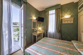 Hotel Villa Delle Palme - View from room