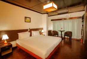 Lumbini Hokke Hotel - Zimmer