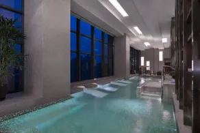 Hyatt Regency Shanghai, Wujiaochang - Piscina