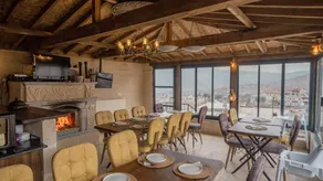 Theodora Village House - Restaurant