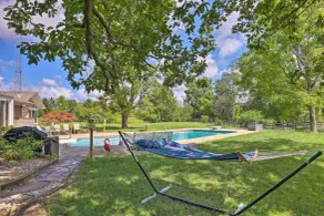 Peaceful Lebanon Farmhouse/Ranch w/ Pool! - Innvendig