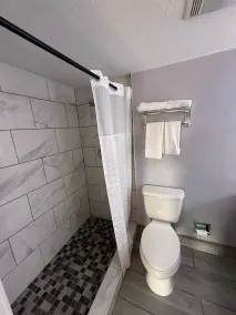 Executive Inn & Kitchenette Suites-Eagle Pass - Salle de bain