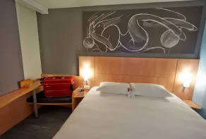 ibis Les Herbiers - Chambre