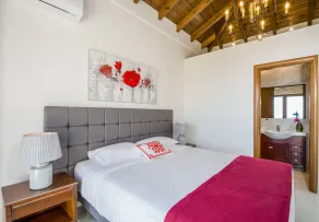 Villa Aloni - Chambre