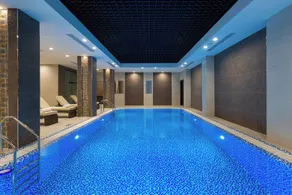Courtyard by Marriott Tashkent - Pool