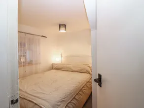 171 Seatown - Room