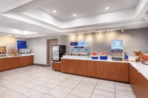 Holiday Inn Express Fresno River Park Highway 41 by IHG - Restaurant