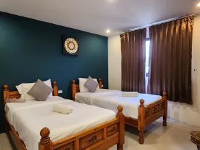 Patong Dynasty Royal Hotel - Room