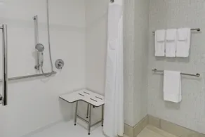 Holiday Inn Express & Suites - King George - Dahlgren by IHG - Badeværelse