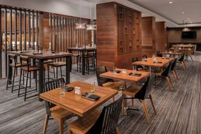 Cleveland Marriott East - Restaurant