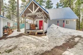 Washington Mountain Cabin: 1 Mi to Lake Cle Elum - Interior
