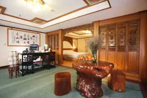 Kingdom Hotel - Chambre