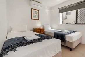Surfcomber on the Beach - Room