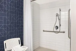 Spark by Hilton Toronto Mississauga - Salle de bain