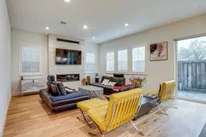 Modern Getaway w/ Patio & Yard in Pleasant Hill! - Interni