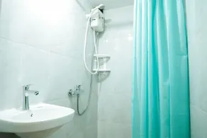 Yogi-Homestay - Bathroom