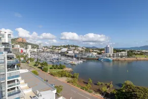 Oaks Townsville Hotel - View from room