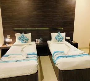 Hotel Ajay International - Room