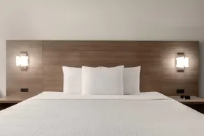 Baymont by Wyndham La Grange KY Southeast - Room