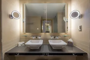 Hilton at St George's Park, Burton Upon Trent - Bad