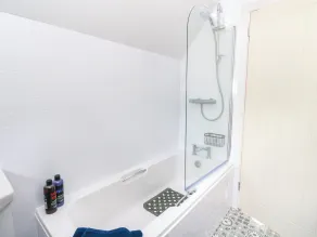 3 Whin Bank - Badezimmer
