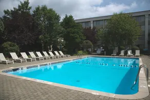 Holiday Inn & Suites Parsippany Fairfield by IHG - Piscine