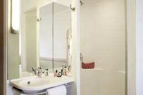 ibis budget Glasgow - Baño