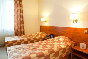 Kolonna Hotel Brigita - Habitación