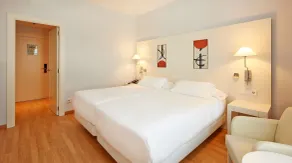 NH Valencia Las Artes - Chambre