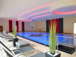 Wellness- und Gartenhotel Heusser - Pool