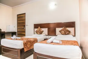 HOTEL SUN 'N' SHINE - Room